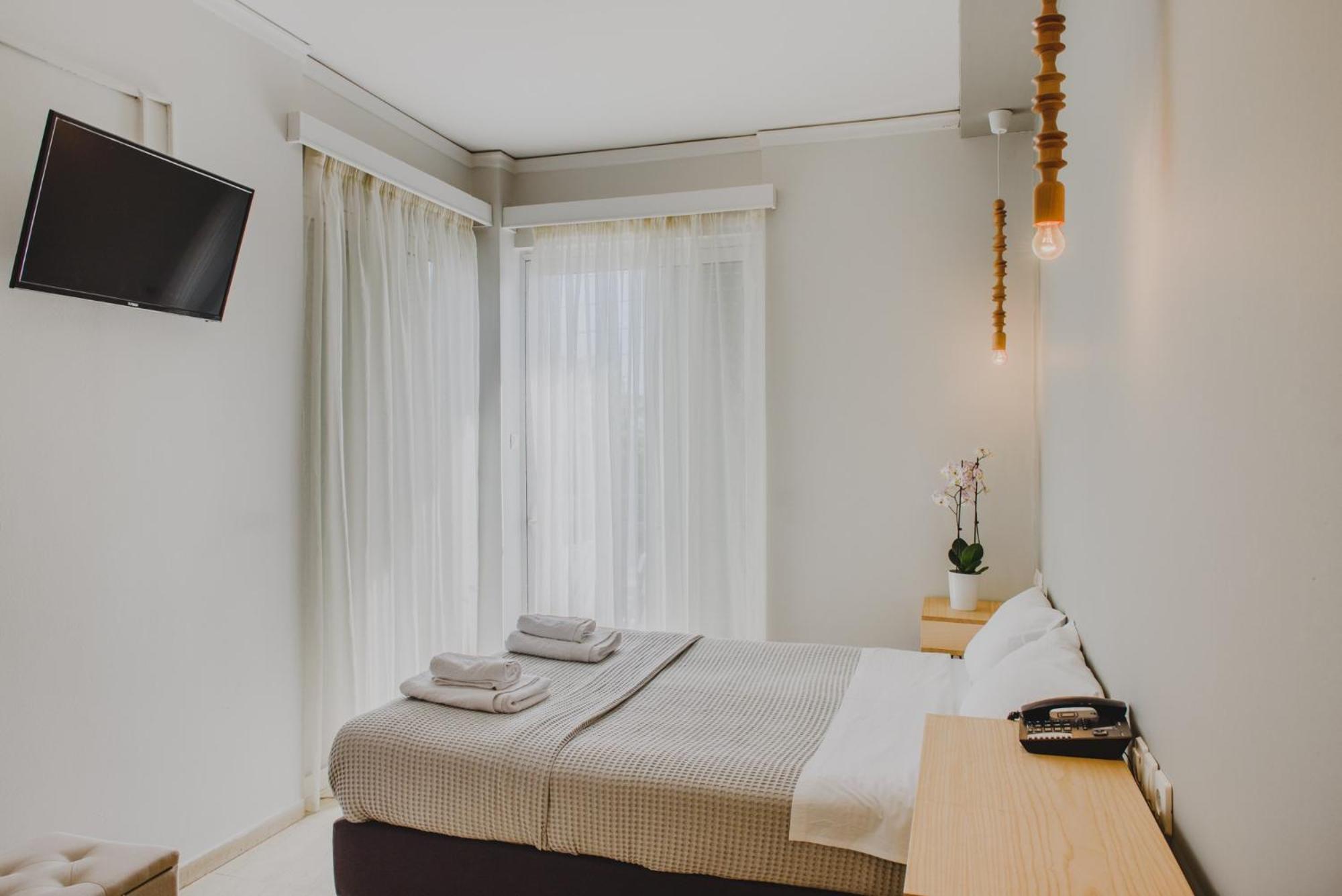 Messini Hotel エクステリア 写真